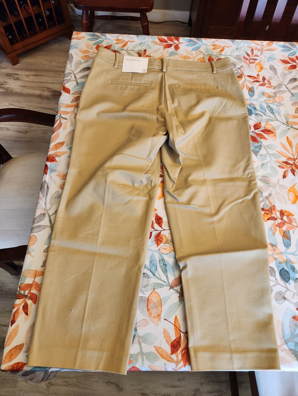 LOFT Riviera Slim Ladies Khaki Beige Pants - NWT - Size 12